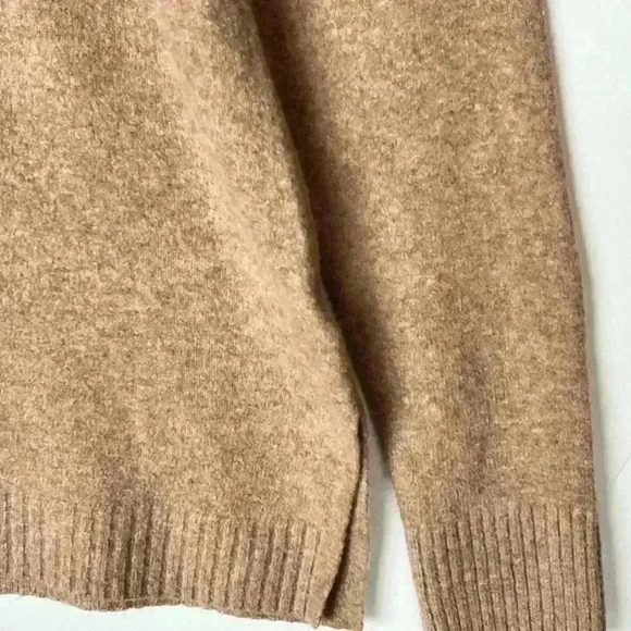 NWT! J. Crew Camel Brown Extra Soft Wool Blend Turtleneck Sweater - Picture 4 of 7